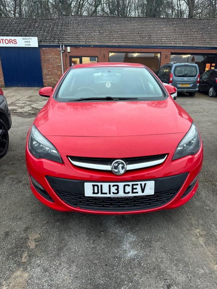 2013 Vauxhall Astra